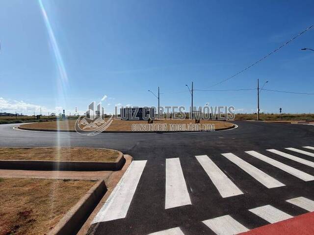 #546 - Lote para Venda em Uberlândia - MG - 1