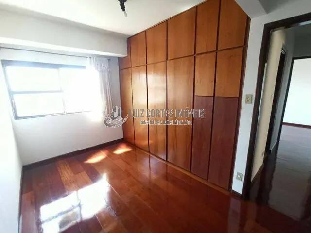 Apartamento para Venda em Uberlândia - 5