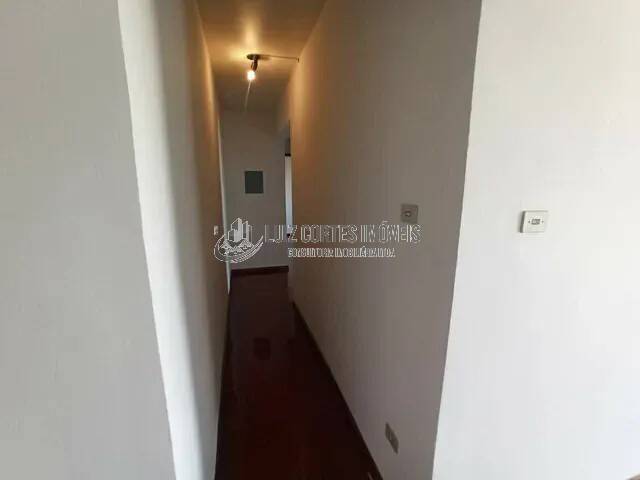 Apartamento para Venda em Uberlândia - 4