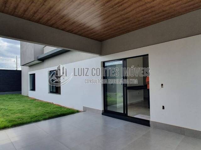 Casa para Venda em Uberlândia - 2