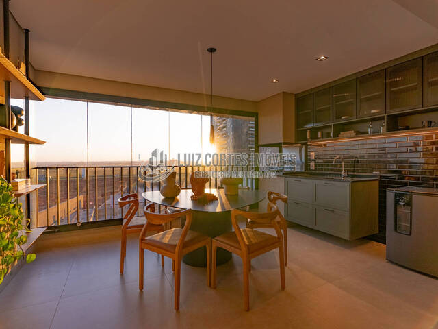 Apartamento para Venda em Uberlândia - 4