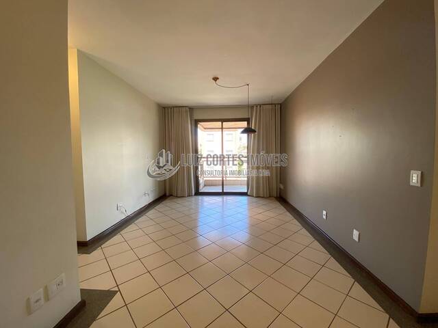 Apartamento para Venda em Uberlândia - 3