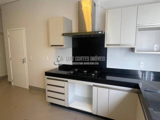 Casa para Venda em Uberlândia - 3
