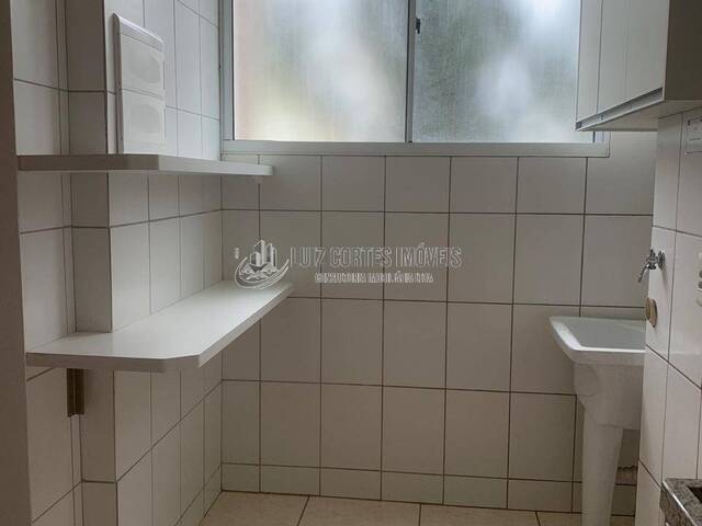Apartamento para Venda em Uberlândia - 4