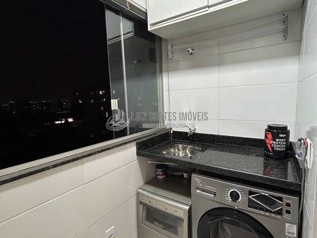 Apartamento para Venda em Uberlândia - 4