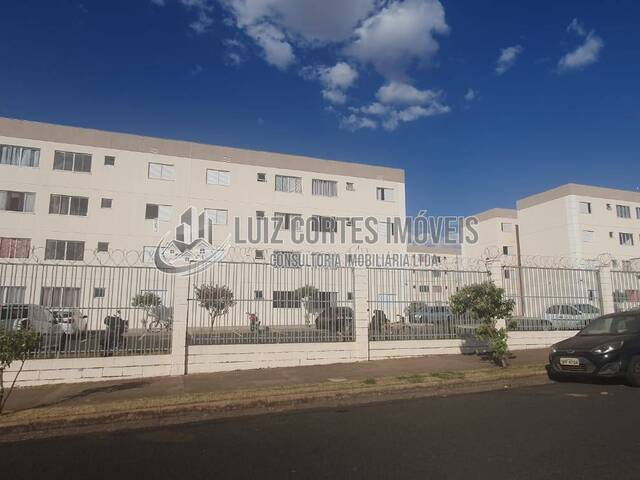 #718 - Apartamento para Venda em Uberlândia - MG - 3