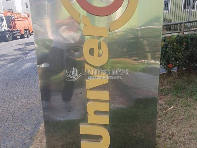 Apartamento para Venda em Uberlândia - 5