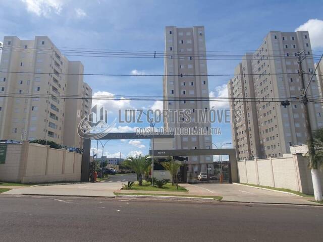 Apartamento para Venda em Uberlândia - 2