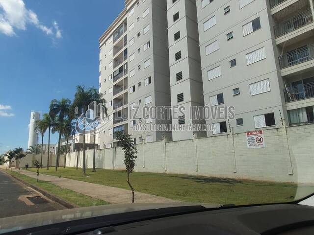 Apartamento para Venda em Uberlândia - 5