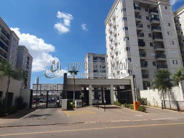 Apartamento para Venda em Uberlândia - 2