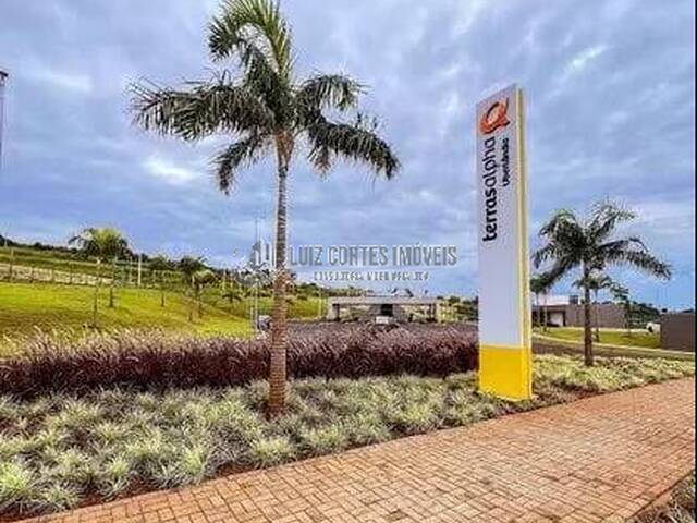 Lote para Venda em Uberlândia - 2