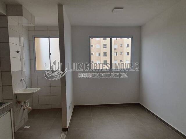 #755 - Apartamento para Venda em Uberlândia - MG - 3