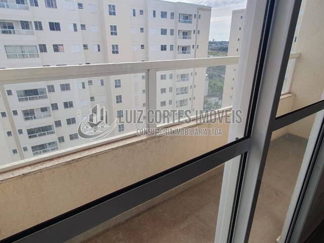 Apartamento para Venda em Uberlândia - 4