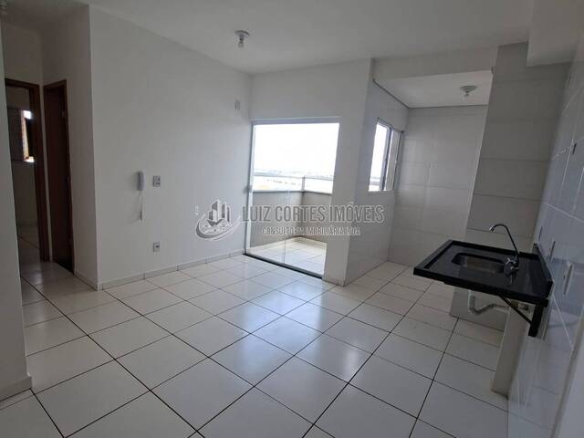 Apartamento para Venda em Uberlândia - 2
