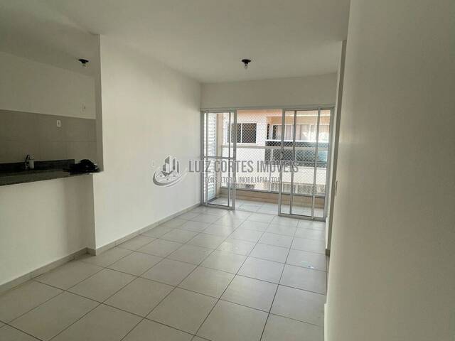 Apartamento para Venda em Uberlândia - 2