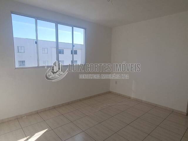 Apartamento para Venda em Uberlândia - 2