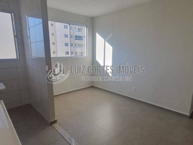 Apartamento para Venda em Uberlândia - 5