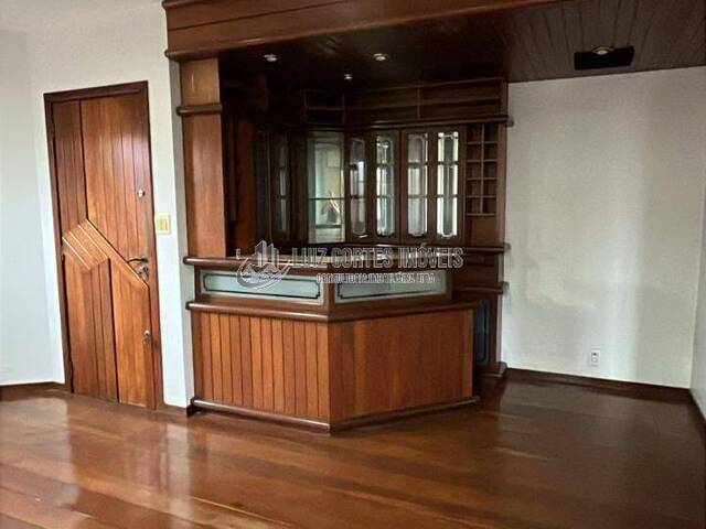Casa para Venda em Uberlândia - 2