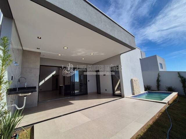 #780 - Casa para Venda em Uberlândia - MG