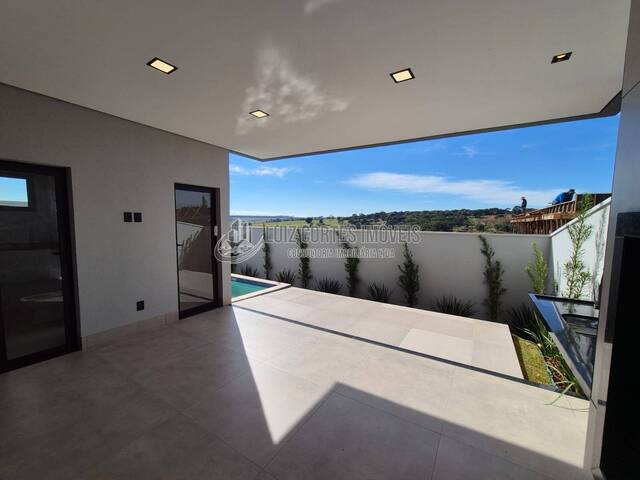 Casa para Venda em Uberlândia - 5