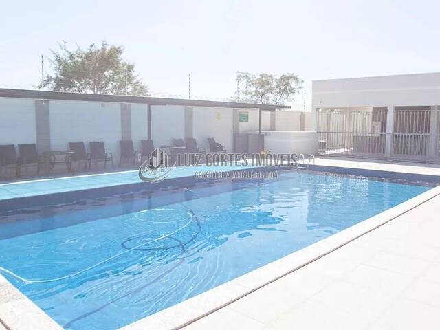 Apartamento para Venda em Uberlândia - 4