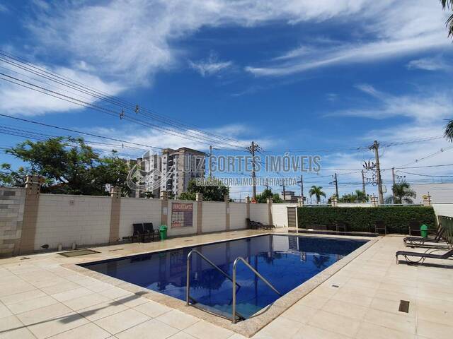 #710 - Apartamento para Venda em Uberlândia - MG - 3