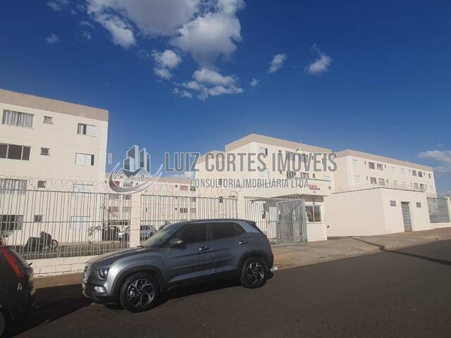 #719 - Apartamento para Venda em Uberlândia - MG - 3