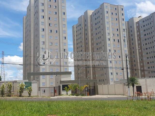 Apartamento para Venda em Uberlândia - 4