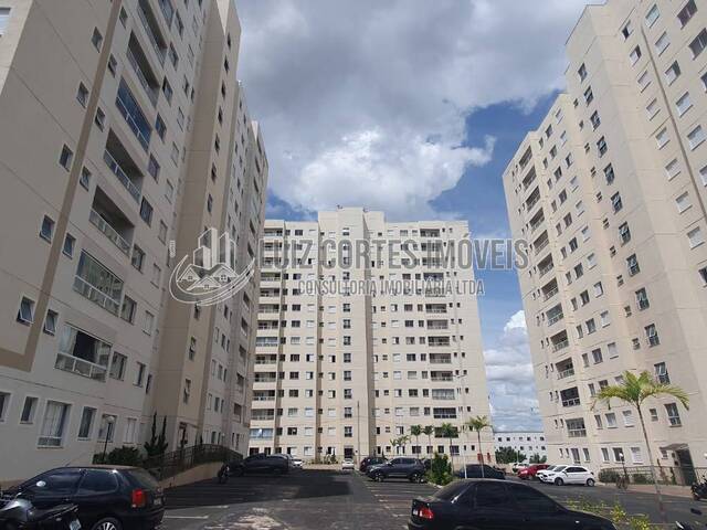 Apartamento para Venda em Uberlândia - 2