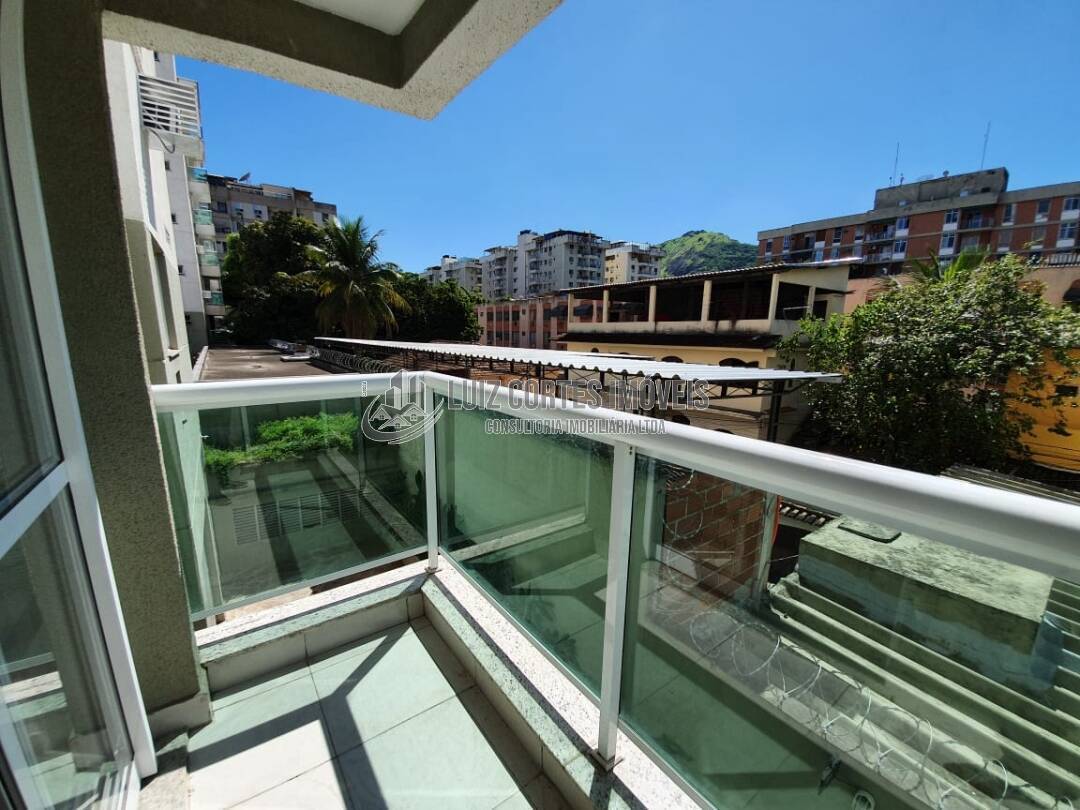 Apartamento à venda com 2 quartos, 60m² - Foto 10