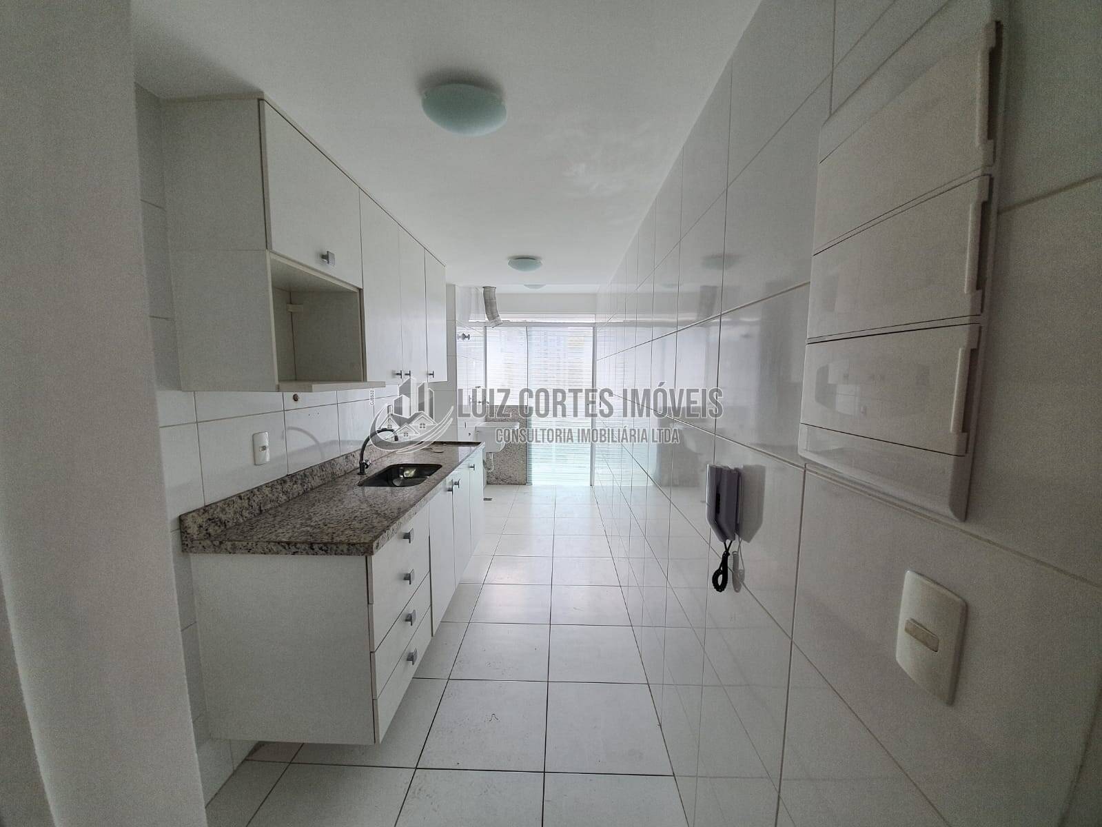 Apartamento à venda e aluguel com 3 quartos, 77m² - Foto 1
