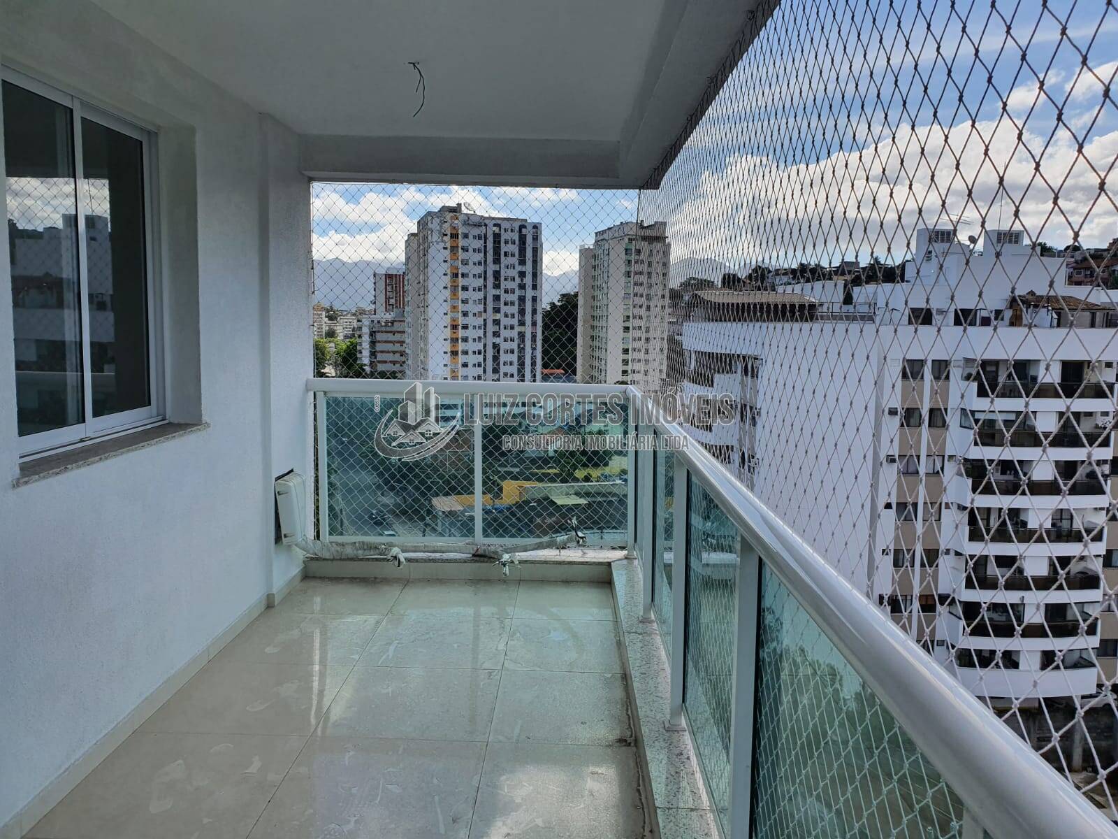 Apartamento à venda e aluguel com 3 quartos, 77m² - Foto 17
