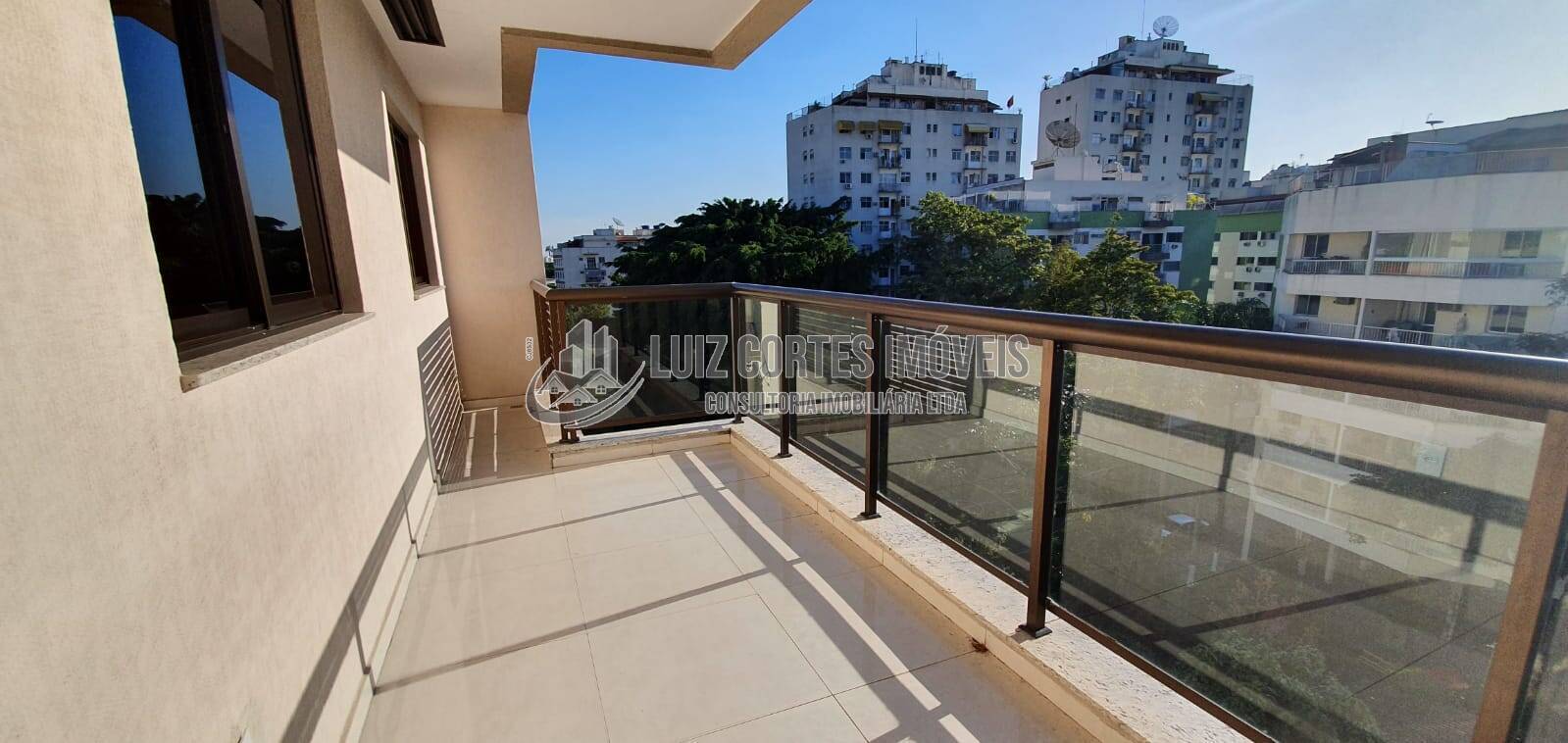Cobertura à venda e aluguel com 3 quartos, 169m² - Foto 4