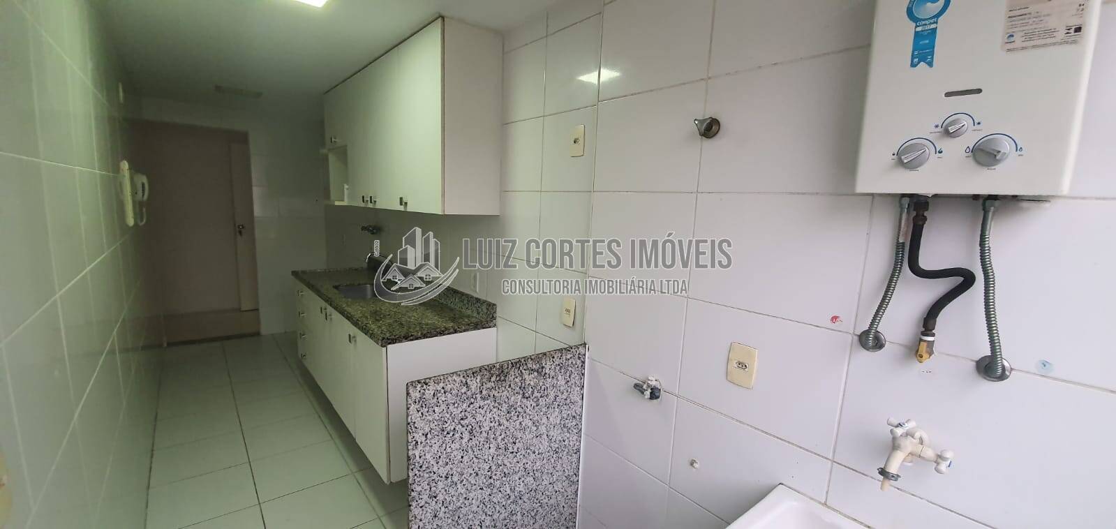 Apartamento à venda e aluguel com 2 quartos, 62m² - Foto 4