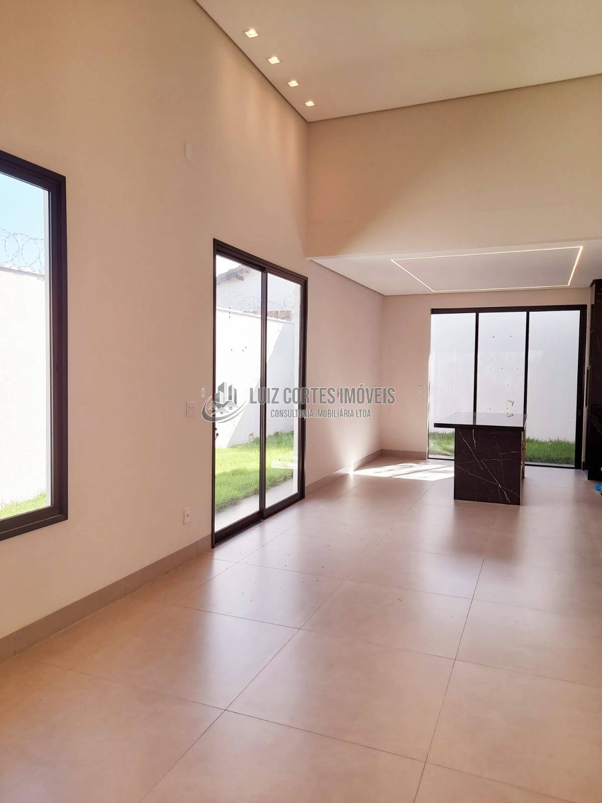 Casa à venda com 3 quartos, 275m² - Foto 12
