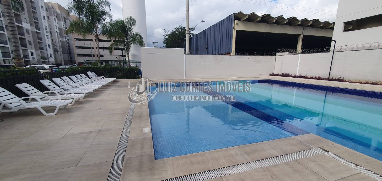 Apartamento à venda com 2 quartos, 44m² - Foto 29