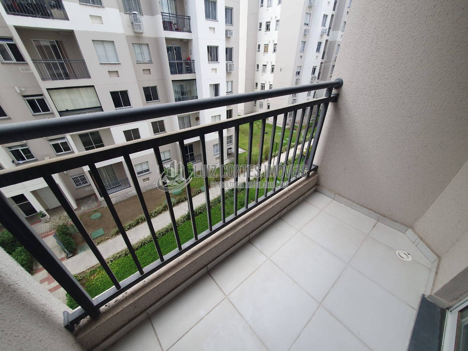 Apartamento à venda com 2 quartos, 44m² - Foto 21