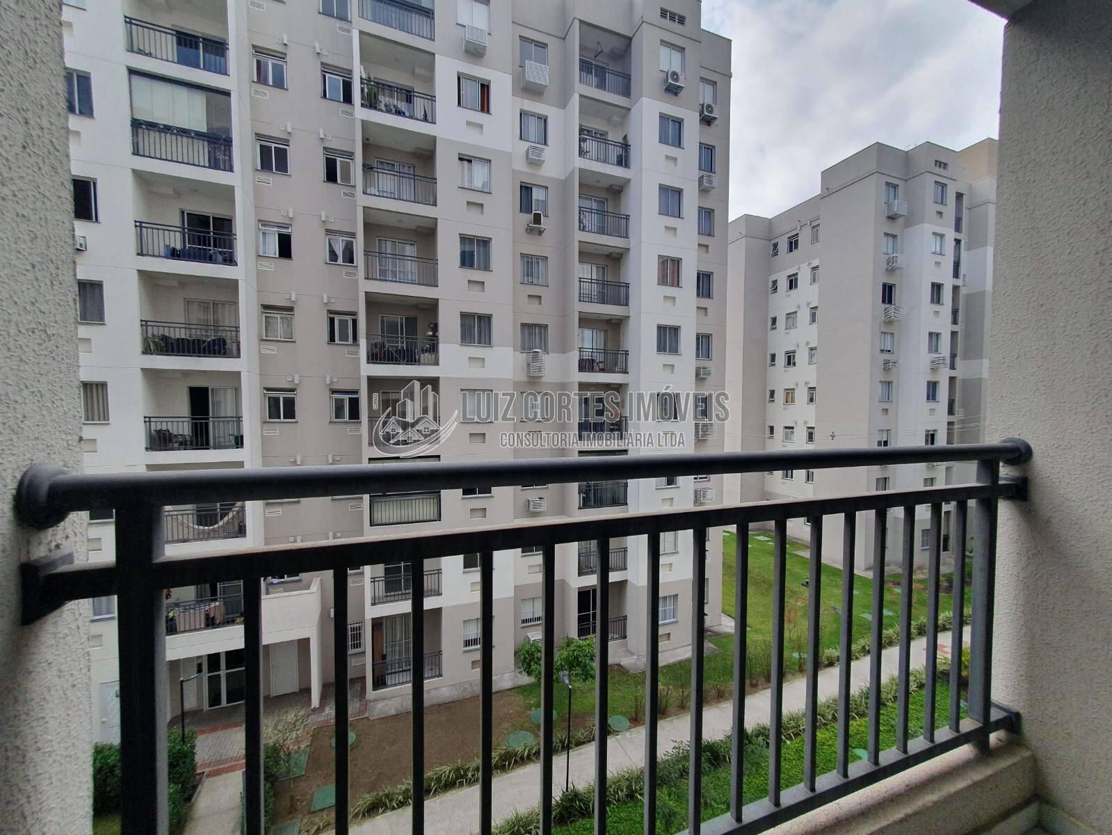 Apartamento à venda com 2 quartos, 44m² - Foto 20