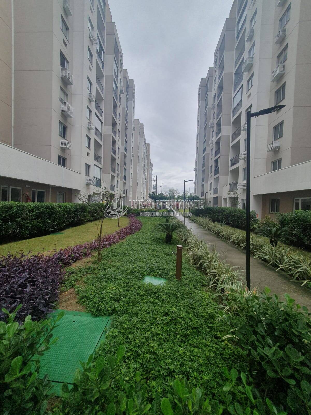 Apartamento à venda com 2 quartos, 44m² - Foto 40
