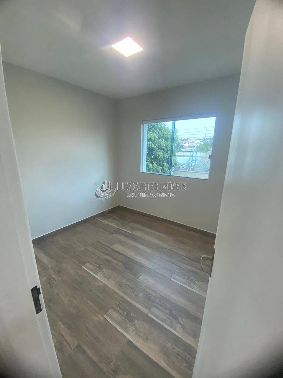 Apartamento à venda com 3 quartos, 84m² - Foto 9