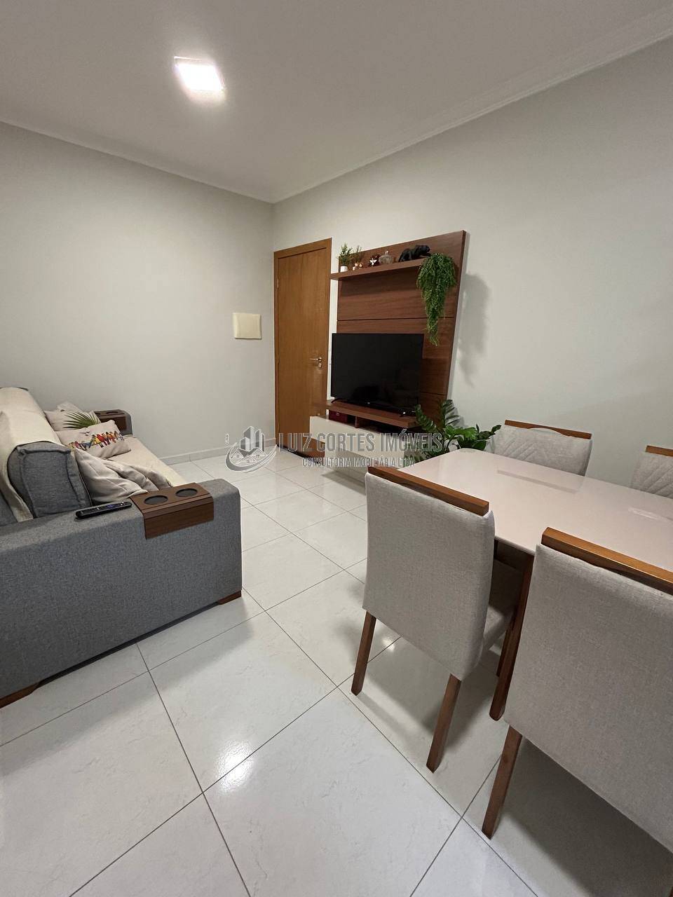 Apartamento à venda com 2 quartos, 48m² - Foto 7