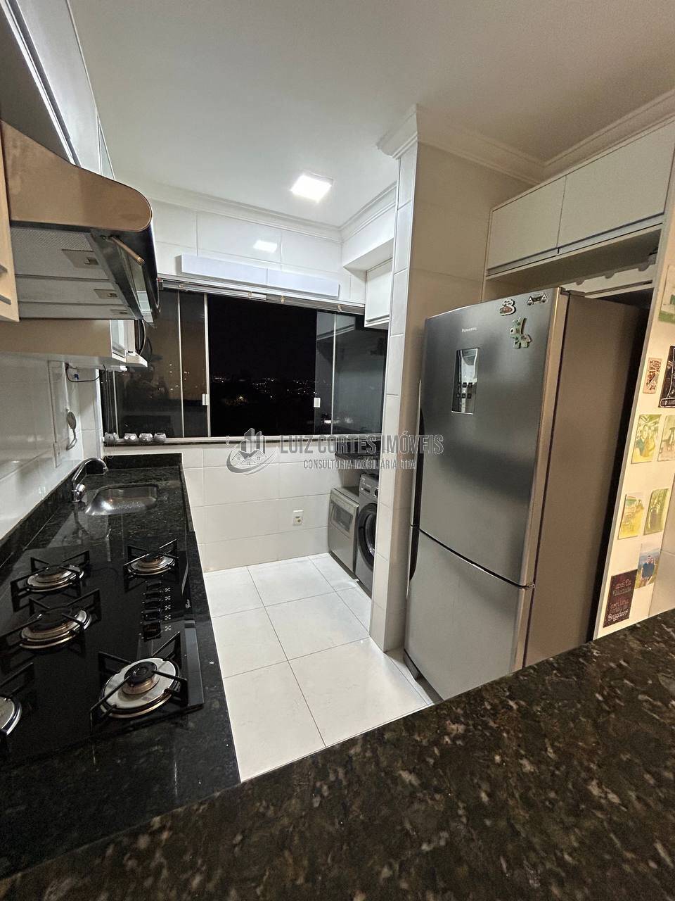 Apartamento à venda com 2 quartos, 48m² - Foto 2