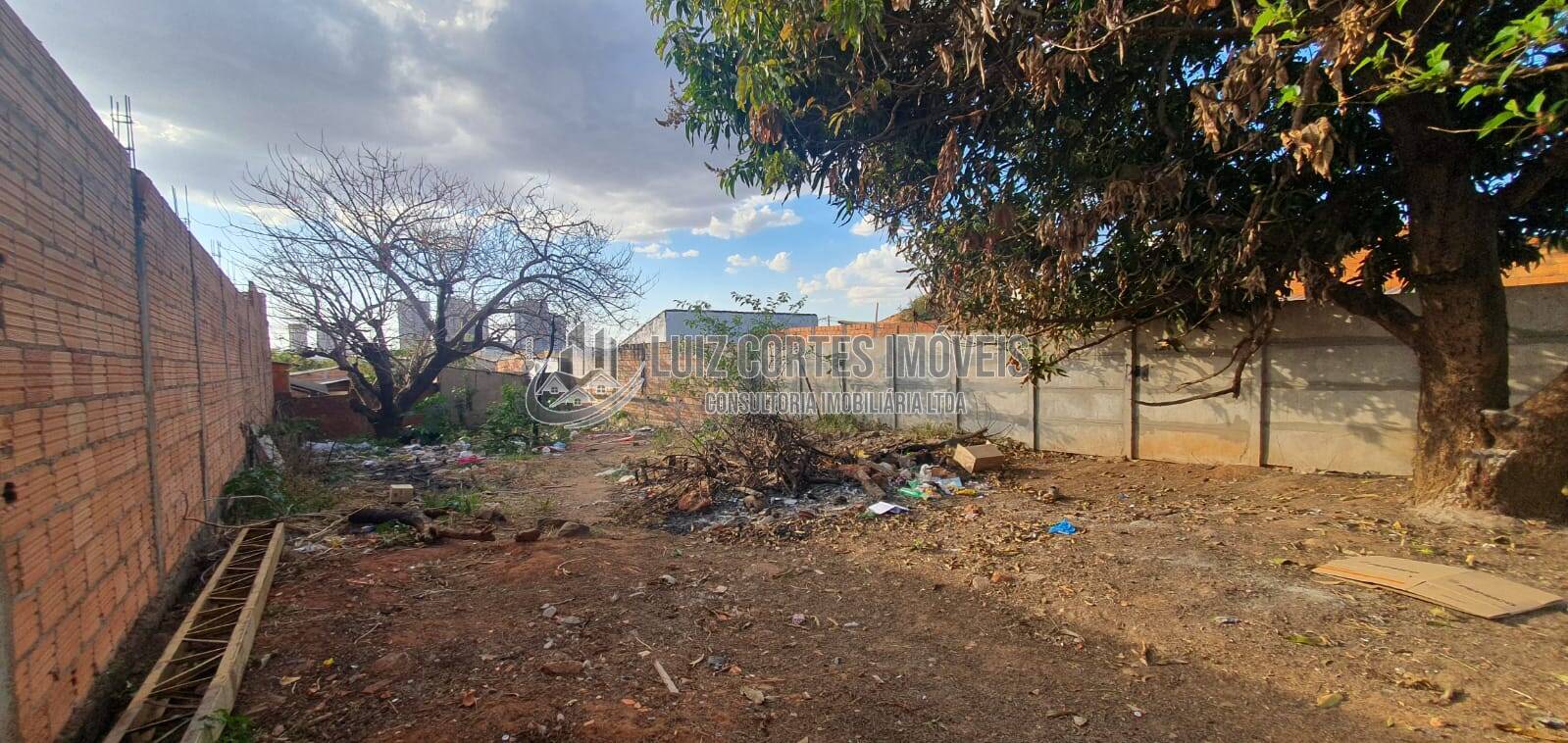 Terreno, 300 m² - Foto 11