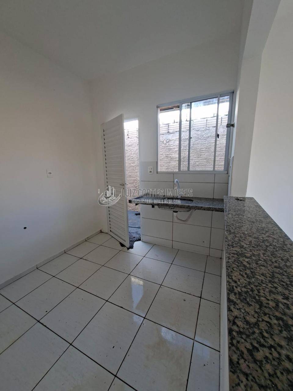 Casa, 2 quartos, 105 m² - Foto 4