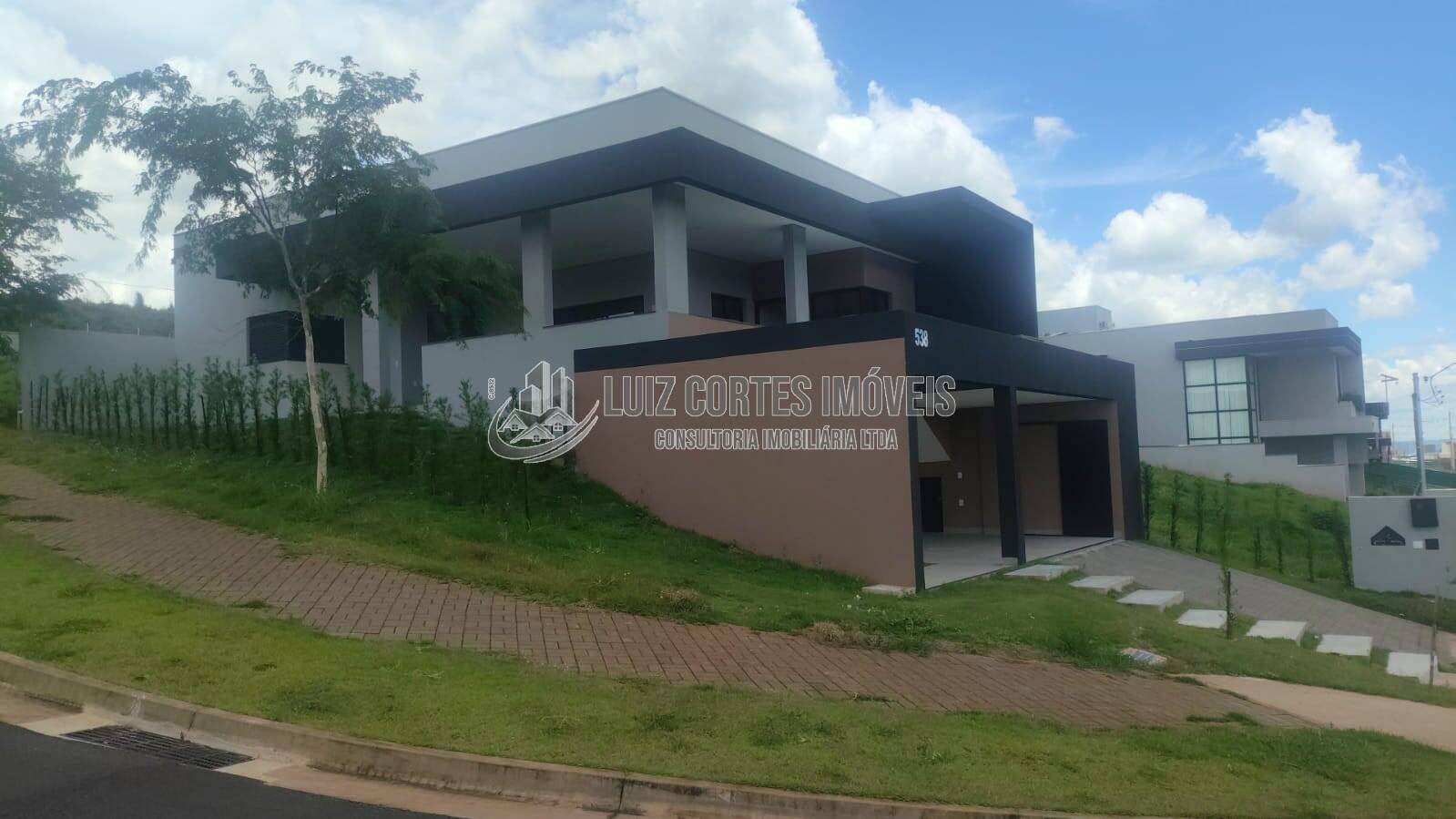 Casa, 2 quartos, 311 m² - Foto 3