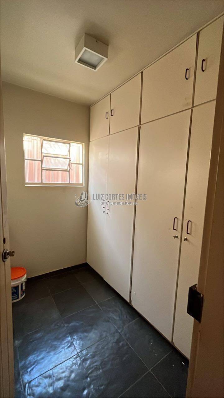 Casa, 4 quartos, 360 m² - Foto 15