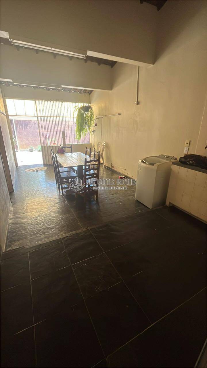 Casa, 4 quartos, 360 m² - Foto 9