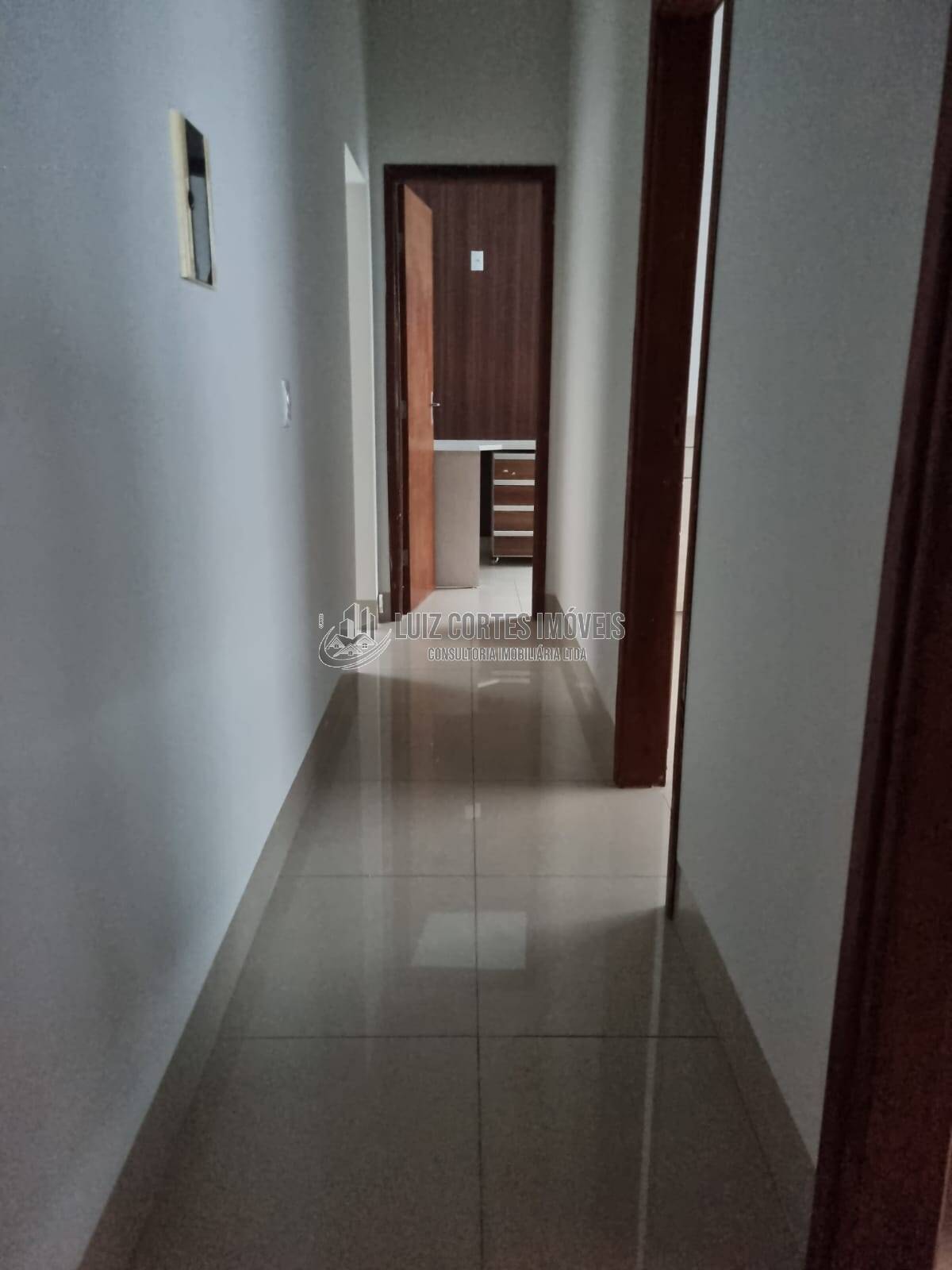 Casa, 3 quartos, 250 m² - Foto 13