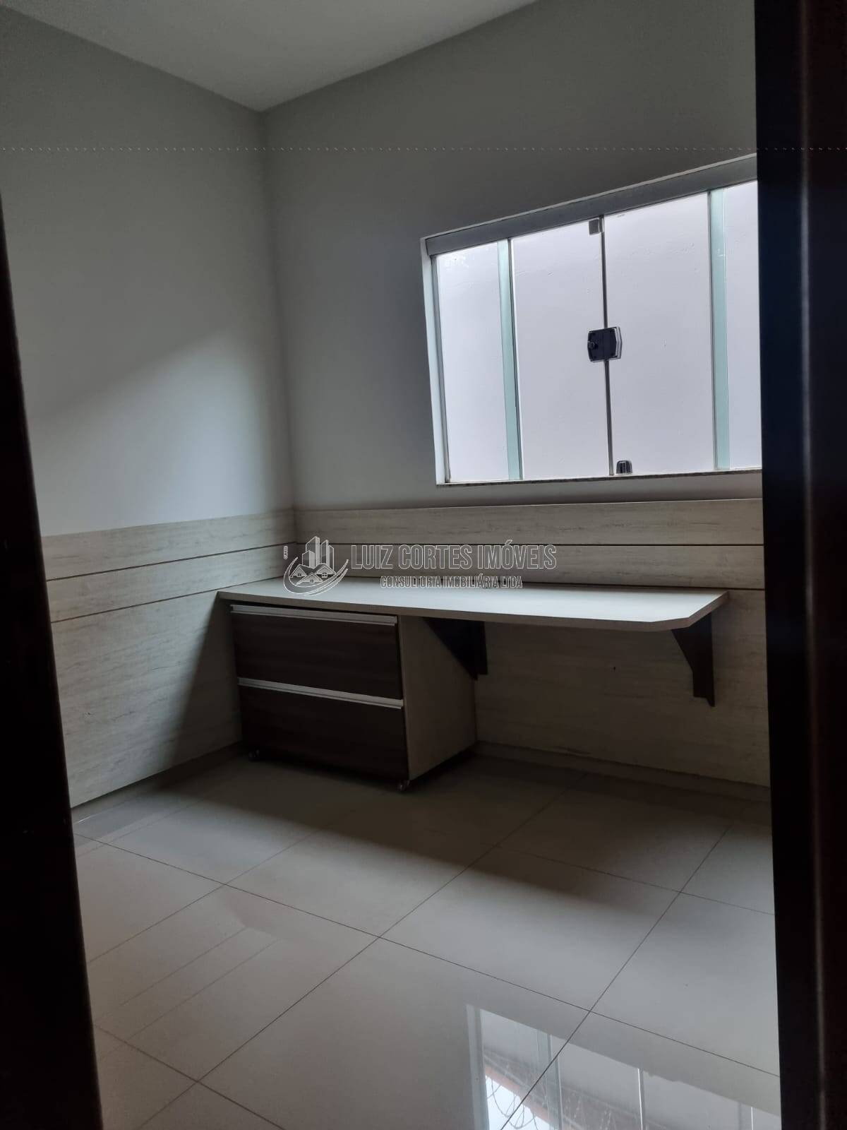 Casa, 3 quartos, 250 m² - Foto 14