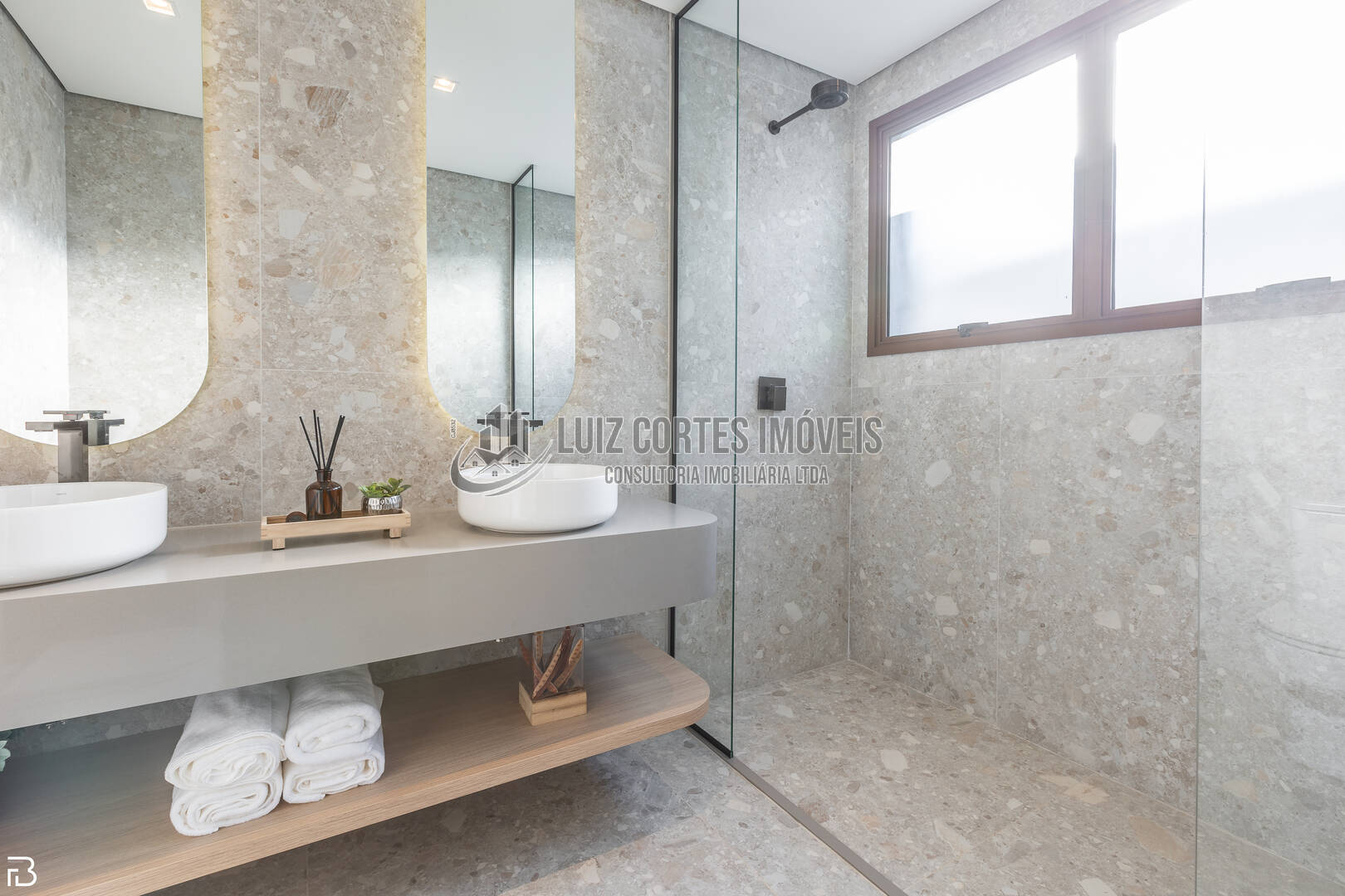 Apartamento à venda com 3 quartos, 166m² - Foto 13